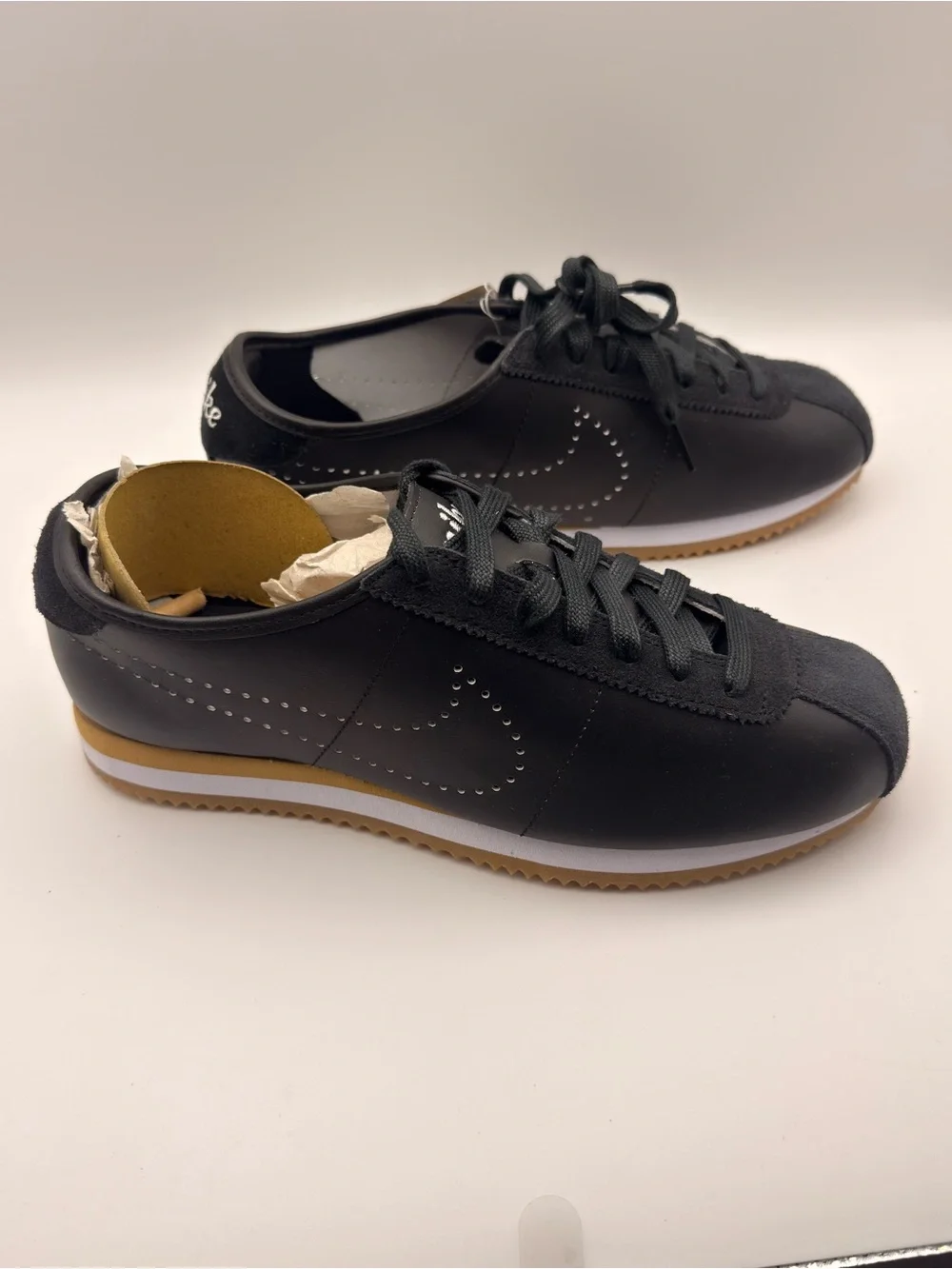 Nike Cortez Leather Black Gum Sneakers Women’s Size 9 NIB